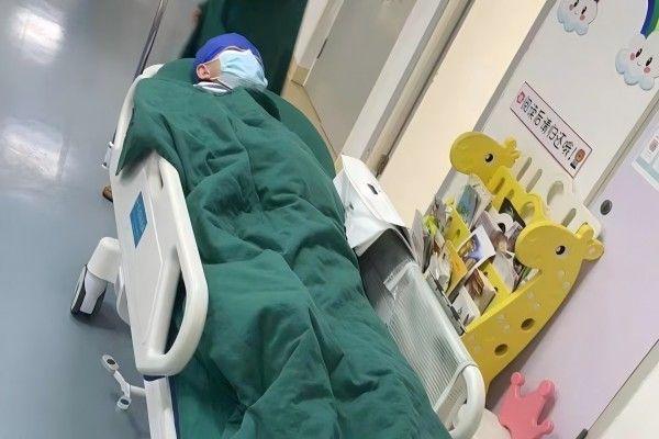 女子称13岁儿子在夏令营遭体罚致横纹肌溶解-国汉律师.jpg